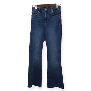 GOOD AMERICAN Flare Bootcut Split Hem Jeans in Blue525.